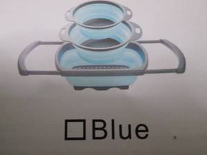 lot 383 image: 3 pc Collapsible Colander Set...