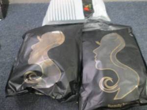 lot 390 image: 3 Wigs...