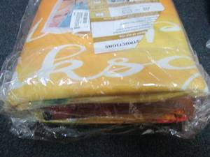 lot 409 image: 72x24 Thanksgiving Mat...