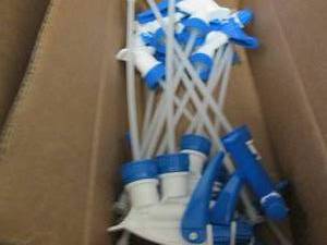 lot 465 image: 3- 12pks Ecolab Spray Triggers Reta...