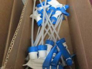 lot 470 image: 3- 12pks Ecolab Spray Triggers Reta...