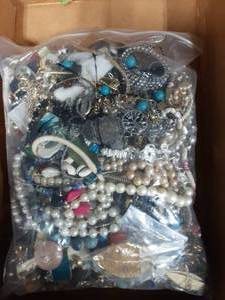 lot 11 image: Bulk Lot Of Assorted Costume Jewelry