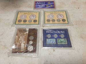 lot 30 image: Nickel, Dimes & Depression Coins