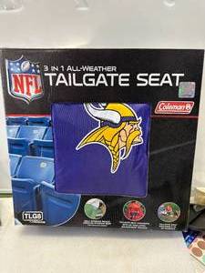 lot 25 image: 3 in 1 Minnesota Vikings Tailgate Seat