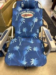 lot 59 image: New Tommy Bahama Lawn Chair