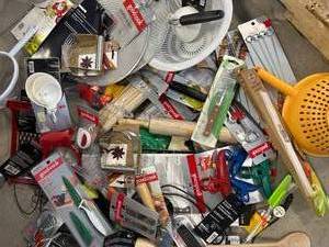lot 60 image: Massive Lot of New Housewares