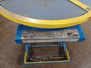 Bishamon Optimus Air Pallet Lifter - 3,000 lb. Capacity