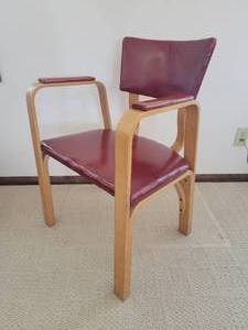 lot 39 image: MC Thonet Industries Pressed  Office Chair