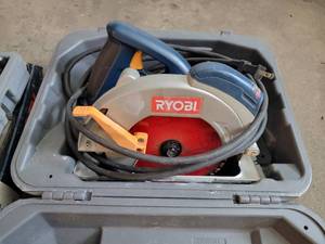 lot 123 image: Ryobi Circular Saw  & Dremel