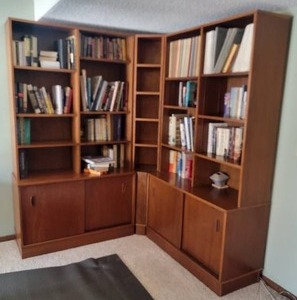lot 15 image: Sleek MCM Styled Corner Bookshelf