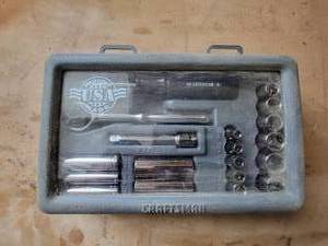 lot 110 image: Craftsman Basic Ratchet Set