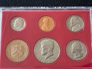 1982 Uncirculated U.S. Mint Set