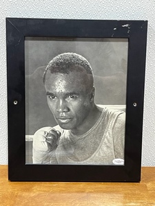 Sugar Ray Leonard Signed Picture