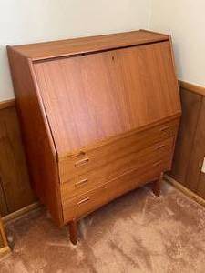 lot 137 image: Mid Century Modern Danish Bernh. Pedersen & Son Teak Secretary Desk