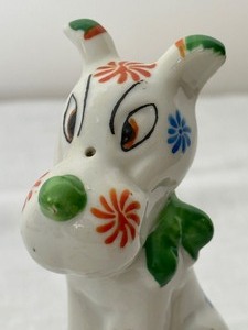 lot 252B image: Adorable Vintage Porcelain Dog Figurine with Flowers