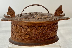 lot 61 image: Two Small Vintage Hand Carved Norwegian Tine Boxes