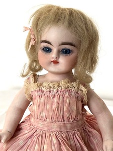 lot 52 image: Lovely Antique Petite Bisque Doll