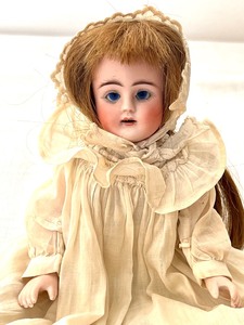 lot 51 image: Antique Petite German Doll