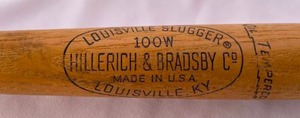 lot 176 image: Vintage Louisville Slugger 100W Softball Bat
