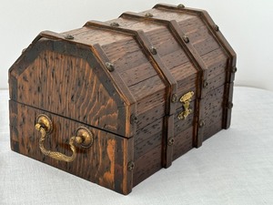 lot 120 image: Vintage Treasure Chest Decorative Jewelry Box and Small Silver Colored Treasure Trinket Box