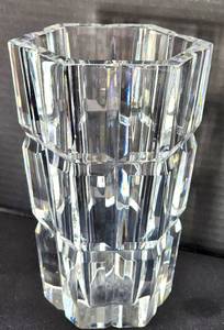 lot 315 image: Lovely Crystal Orrefors Vase