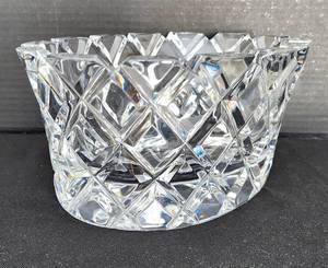 lot 328 image: Stunning Orrefors Crystal Bowl