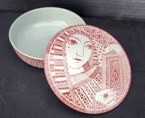 lot 339 image: Lovely Signed Nymolle Covered Danish Dish