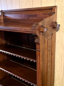 lot 166 image: Antique Victorian Burl Walnut Decorative Bookshelf