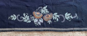 lot 275 image: Decorative Table Linen with Needlepoint Accents