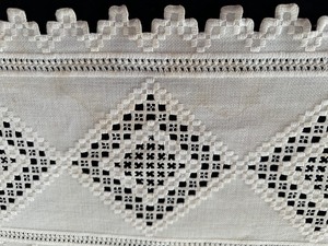 lot 417 image: Vintage Hardanger