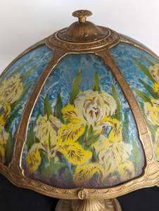 lot 33 image: Vintage Rainaud Six Panel Reverse Painted Slag Glass Lamp