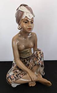 lot 223 image: Jens Peter Dahl Jensen Balinese Girl Porcelain Figurine