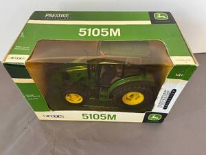 lot 23 image: ERTL model Prestige Collection John Deere Tractor 5105M - unopened