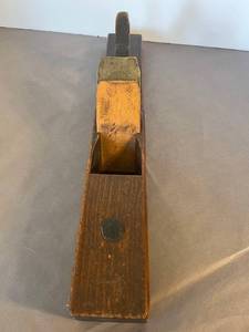 lot 43 image: antique wood planer by A.C. Bartletts