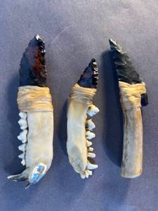 lot 55 image: unique handmade horn and jawbone obsidian arrowhead knives