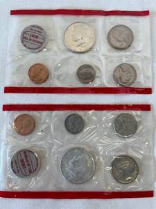 lot 85 image: 2 US Mint sets - 1969 and 1970 - uncirculated - from Denver Mint