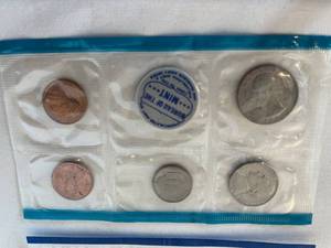 lot 88 image: 3 US Mint sets - 1969, 1971, 1987 - uncirculated - Philadelphia Mint