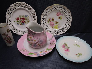 W.German Vase, Floral Plates