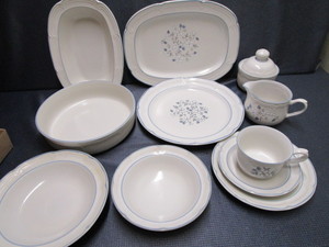 Stoneware Dinnerware