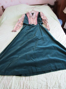 Velvet Skirt & Vest Style Top