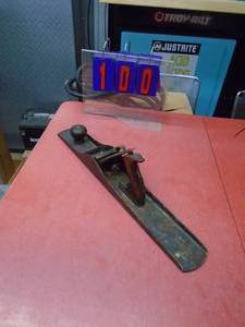 Stanley No. 7 plane. Smooth bottom. 21 oal. Nice condition. As shown.