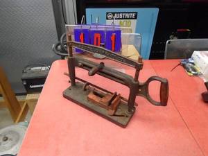 Goodell Pratt Co machinist miter saw. Pat June 20 1899. 9 throat wood handle nice condition. Works as it should. As shown. THIS ITEM HAS A RESERVE.