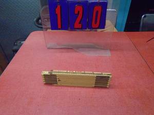 Lufkin X46F folding ruler with brass extension. Looks nearly new. As shown.