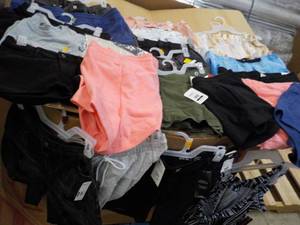 lot 5 image: 25 or More Womens Clothing new wi...