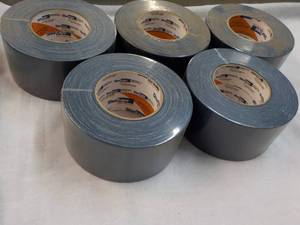 lot 39 image: 5 Rolls 2.83x 5.46 yards Shurtape ...