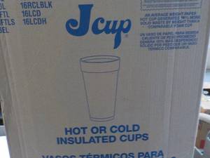 lot 53 image: Case of 500 - 20 oz Hot or Cold Ins...