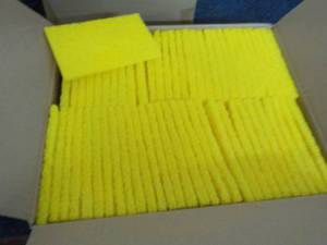 lot 91 image: 60 - 3 x 5 Scrubbing Pads...