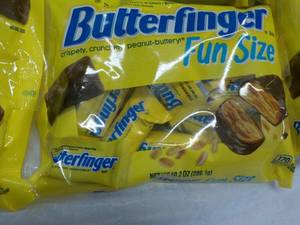 lot 141 image: 6 - 10.2 oz Bags Butterfinger Fun S...