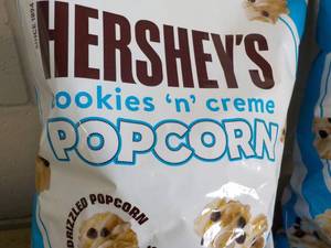 lot 220 image: 3 - 18 oz Bags Hersheys Cookies N ...