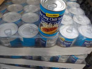 lot 228 image: 24 Pack Hot Dog Chili Sauce...